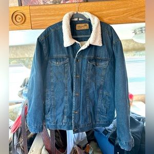 Wrangler Sherpa lined denim jacket